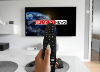 TV en vivo Televisión en vivo con más de 2000 canales disponibles.